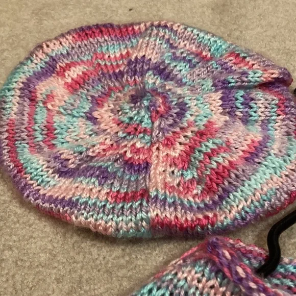 Handmade Crochet Beret and Poncho Set - Picture 3 of 6